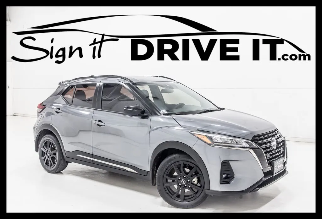 Gray 2023 Nissan Kicks SR for sale in Denton, TX