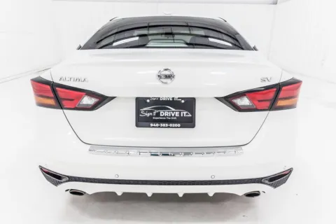 More photos of 2021 Nissan Altima 2.5 SV at Sign It Drive It, TX
