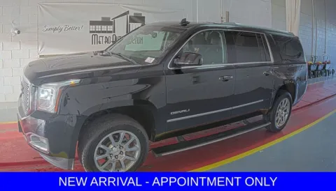 Black 2016 GMC Yukon XL Denali for sale in Denton, TX