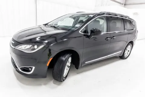 Photos of 2019 Chrysler Pacifica Touring L Plus for sale in Denton, TX at Sign It Drive It