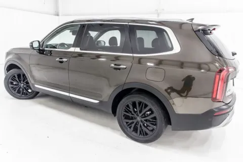 More photos of 2020 Kia Telluride SX at Sign It Drive It, TX