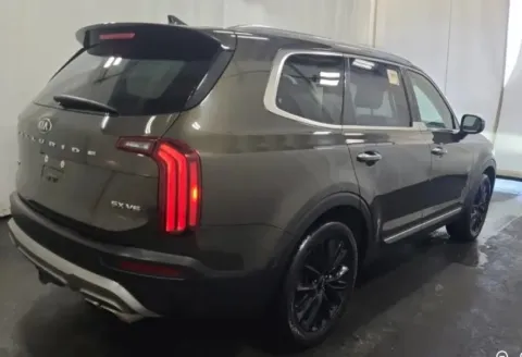 More photos of 2020 Kia Telluride SX at Sign It Drive It, TX