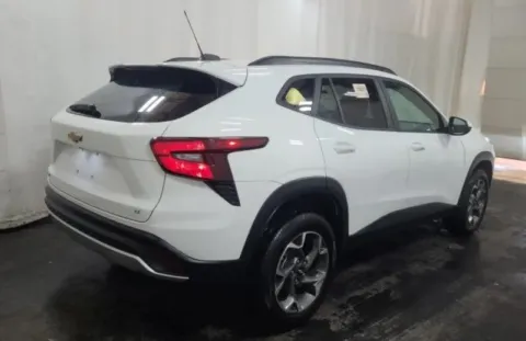 More photos of 2025 Chevrolet Trax LT at Sign It Drive It, TX