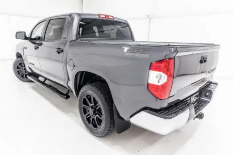 More photos of 2018 Toyota Tundra SR5 at Sign It Drive It, TX