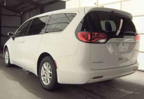 More photos of 2022 Chrysler Voyager LX at Sign It Drive It, TX