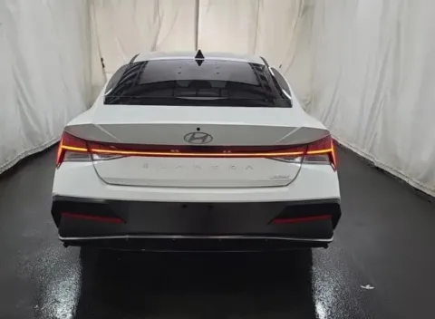 More photos of 2025 Hyundai Elantra Limited at Sign It Drive It, TX