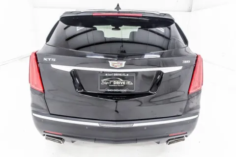 More photos of 2019 Cadillac XT5 Luxury at Sign It Drive It, TX