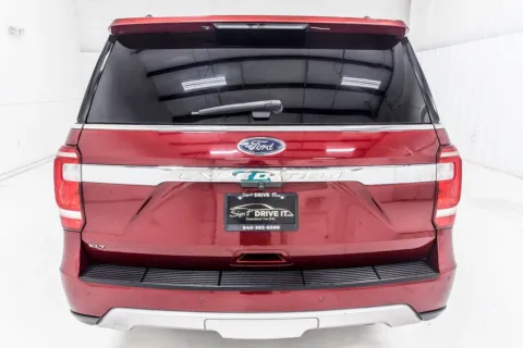 More photos of 2018 Ford Expedition XLT at Sign It Drive It, TX