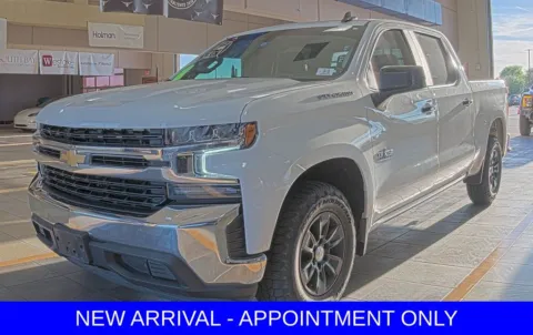 White 2020 Chevrolet Silverado 1500 LT for sale in Denton, TX