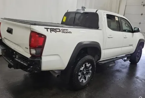 More photos of 2023 Toyota Tacoma TRD Off-Road at Sign It Drive It, TX