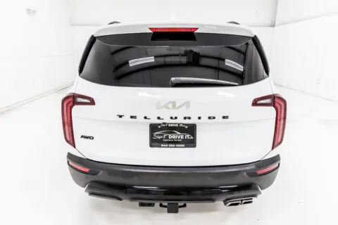 More photos of 2022 Kia Telluride SX at Sign It Drive It, TX