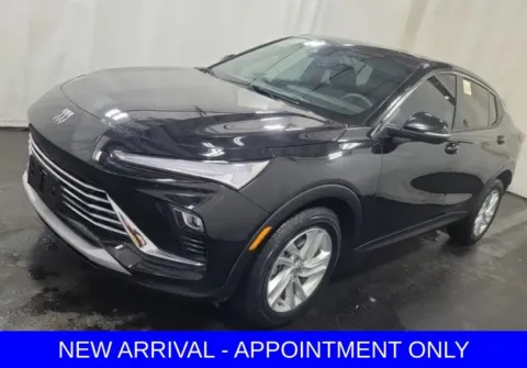 Black 2024 Buick Envista Preferred for sale in Denton, TX