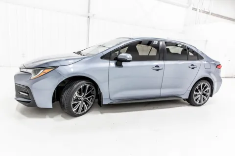 More photos of 2021 Toyota Corolla SE at Sign It Drive It, TX