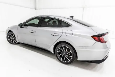 More photos of 2020 Hyundai Sonata SEL Plus at Sign It Drive It, TX