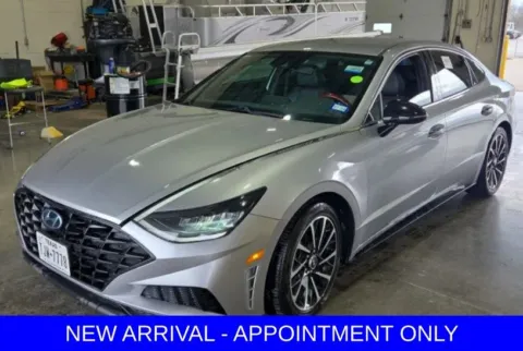 Silver 2020 Hyundai Sonata SEL Plus for sale in Denton, TX