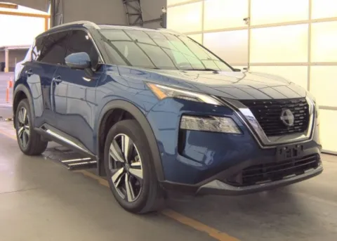 More photos of 2023 Nissan Rogue SL at Sign It Drive It, TX