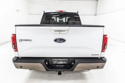 More photos of 2016 Ford F-150 Lariat at Sign It Drive It, TX