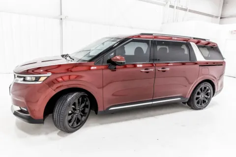 More photos of 2024 Kia Carnival SX Prestige at Sign It Drive It, TX