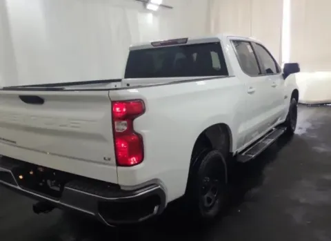 More photos of 2019 Chevrolet Silverado 1500 High Country at Sign It Drive It, TX