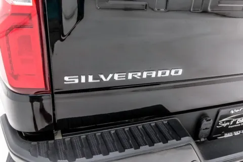 More photos of 2019 Chevrolet Silverado 1500 High Country at Sign It Drive It, TX