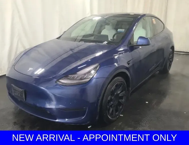 Blue 2021 Tesla Model Y Long Range for sale in Denton, TX