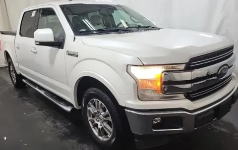 More photos of 2018 Ford F-150 Lariat at Sign It Drive It, TX