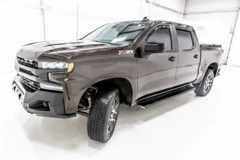 Photos of 2019 Chevrolet Silverado 1500 LT Trail Boss for sale in Denton, TX at Sign It Drive It