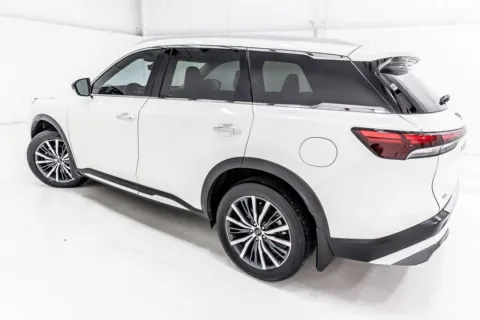 More photos of 2023 INFINITI QX60 Sensory at Sign It Drive It, TX