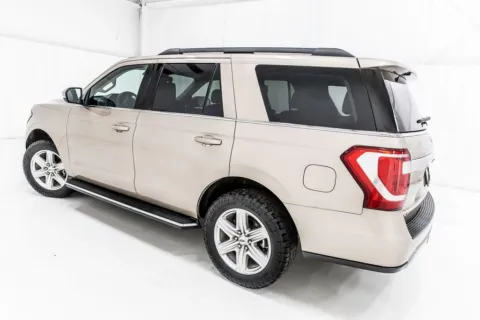 More photos of 2020 Ford Expedition XLT at Sign It Drive It, TX
