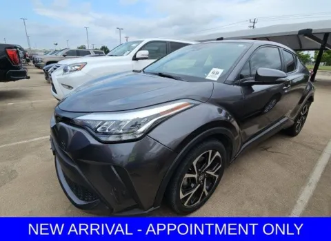 Gray 2020 Toyota C-HR XLE for sale in Denton, TX