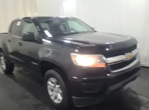 More photos of 2019 Chevrolet Colorado LT at Sign It Drive It, TX