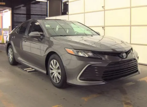 More photos of 2022 Toyota Camry Hybrid LE at Sign It Drive It, TX