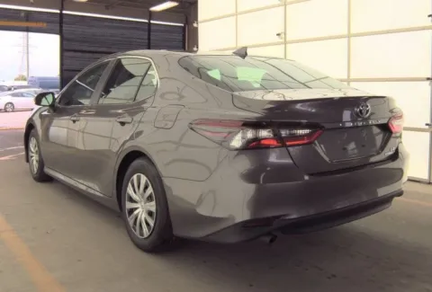More photos of 2022 Toyota Camry Hybrid LE at Sign It Drive It, TX