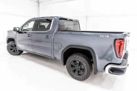 More photos of 2020 GMC Sierra 1500 SLE at Sign It Drive It, TX