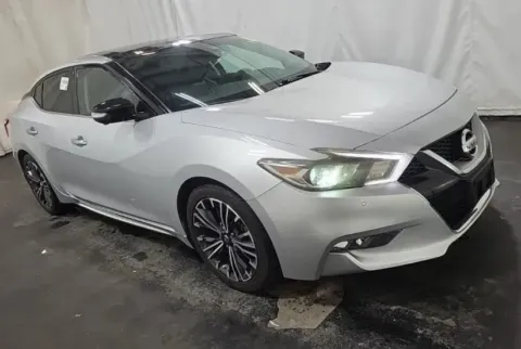 More photos of 2017 Nissan Maxima Platinum at Sign It Drive It, TX