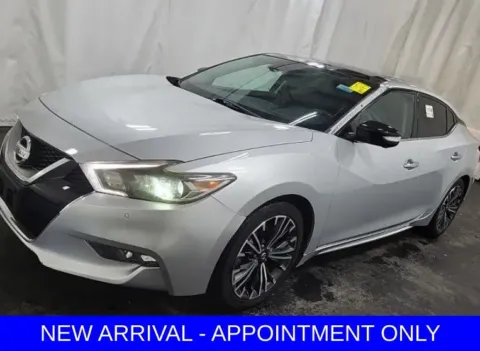 Silver 2017 Nissan Maxima Platinum for sale in Denton, TX