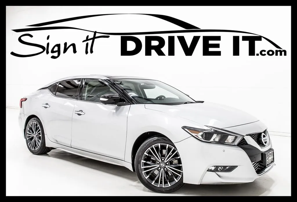 2017 Nissan Maxima Platinum's photo