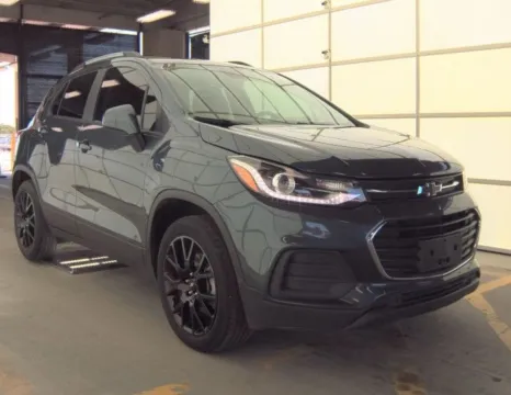 More photos of 2022 Chevrolet Trax LT at Sign It Drive It, TX