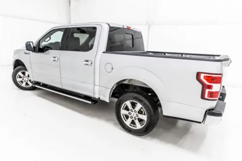 More photos of 2020 Ford F-150 XLT at Sign It Drive It, TX