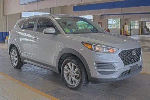 Silver 2020 Hyundai Tucson SE for sale in Denton, TX