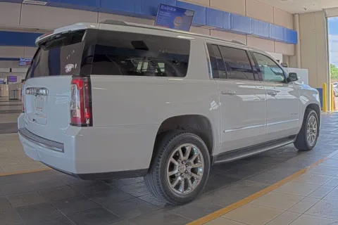 More photos of 2017 GMC Yukon XL Denali at Sign It Drive It, TX