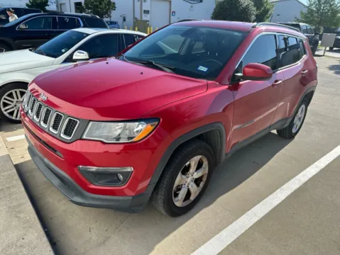 Red 2018 Jeep Compass Latitude for sale in Denton, TX
