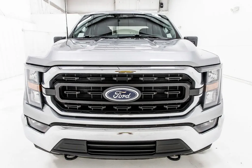 2023 Ford F-150 XLT - Photo 11