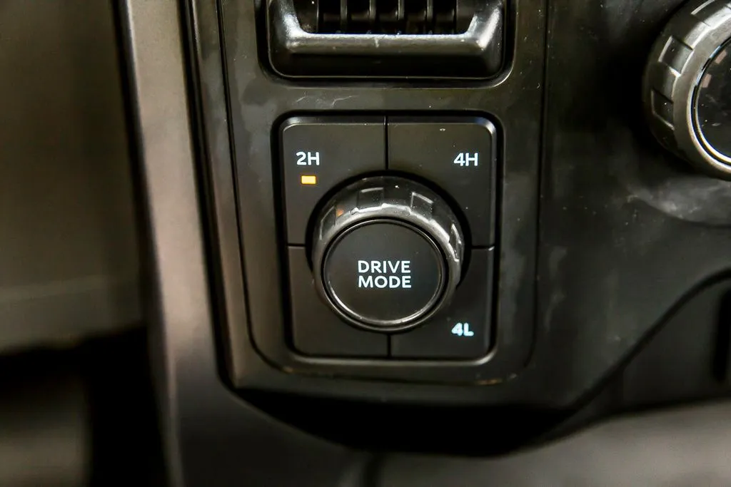 2023 Ford F-150 XLT - Photo 23