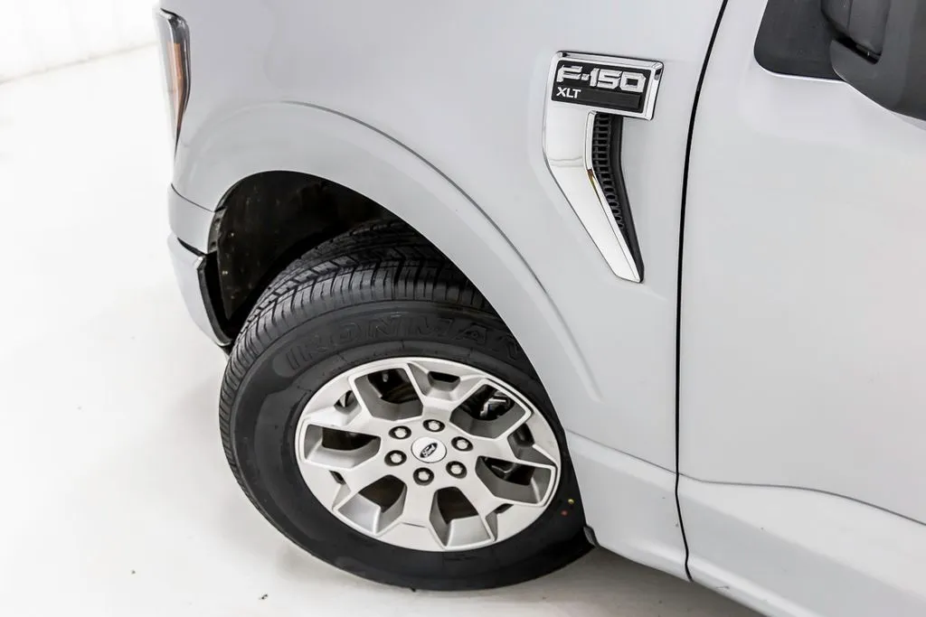 2023 Ford F-150 XLT - Photo 12