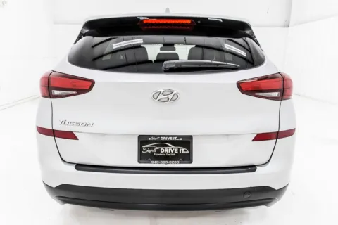 More photos of 2020 Hyundai Tucson SE at Sign It Drive It, TX