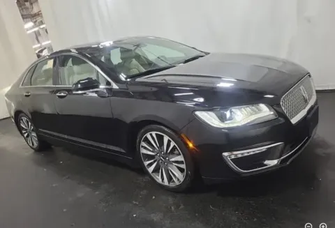 More photos of 2019 Lincoln MKZ Reserve at Sign It Drive It, TX