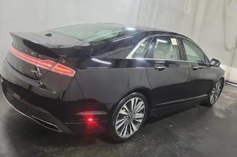 More photos of 2019 Lincoln MKZ Reserve at Sign It Drive It, TX