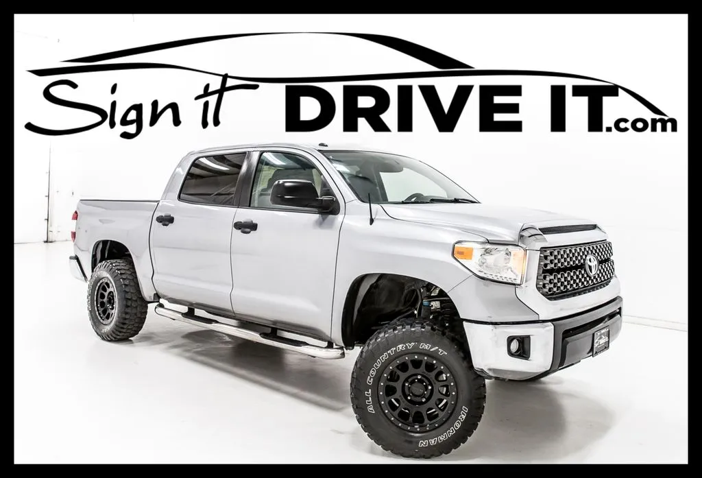 Silver 2015 Toyota Tundra SR5 for sale in Denton, TX