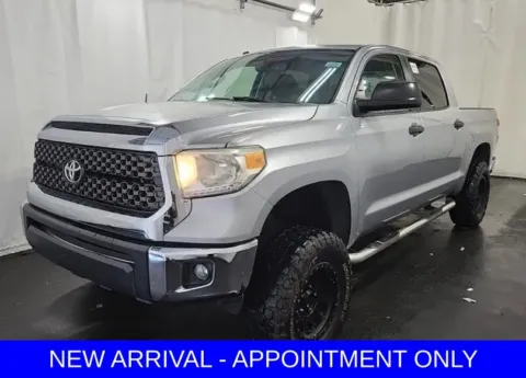 Silver 2015 Toyota Tundra SR5 for sale in Denton, TX